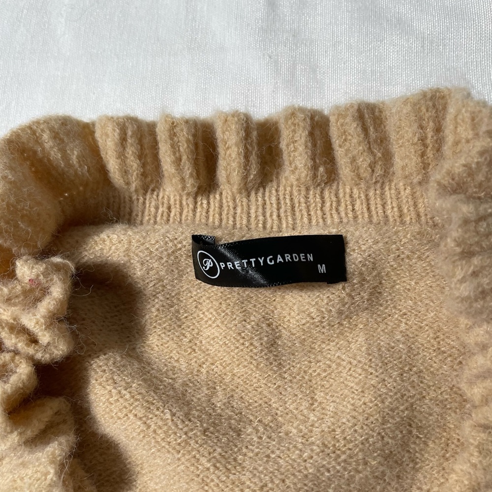 Pretty garden Ruffled button up cardigan sweater womens size M - Picture 5 of 6